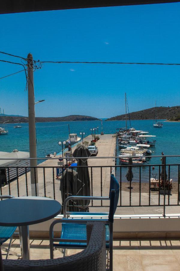 Hotel Apanema Βιβάρι Εξωτερικό φωτογραφία